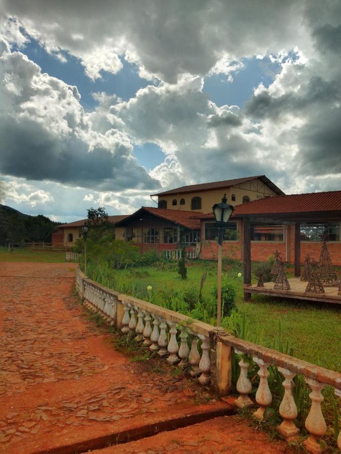Pousada Vivenda Leticia Prados Bagian luar foto