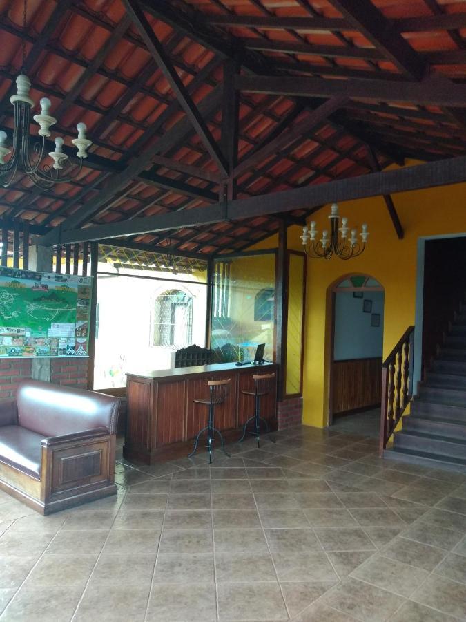 Pousada Vivenda Leticia Prados Bagian luar foto