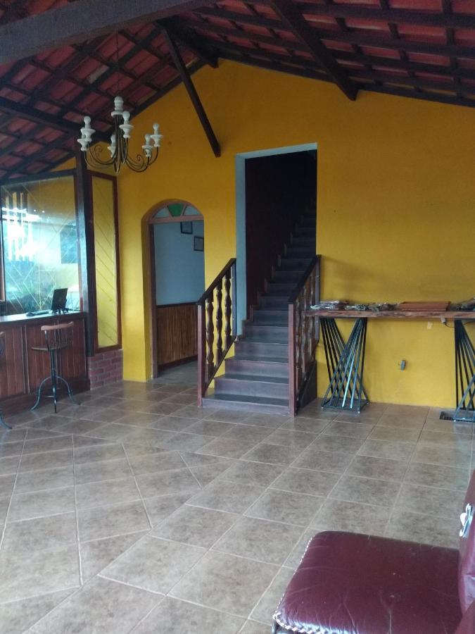 Pousada Vivenda Leticia Prados Bagian luar foto